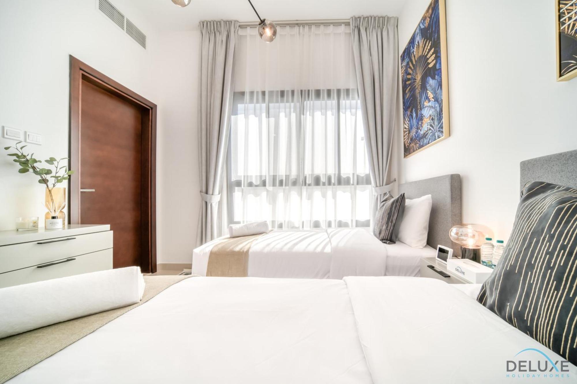Deal, Classy 4br With Pool & Ocean Views By Deluxe Homes Apartment Fujairah