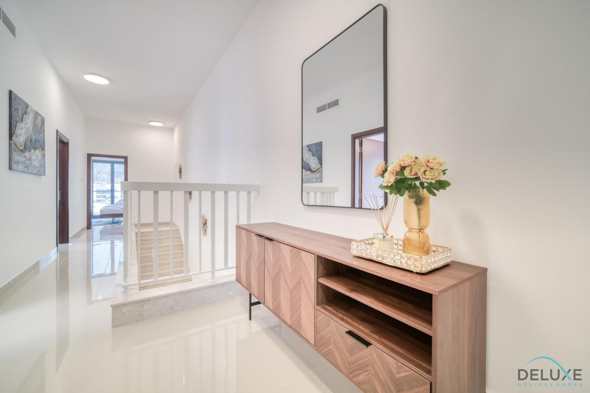 Deal, Classy 4br With Pool & Ocean Views By Deluxe Homes Apartment