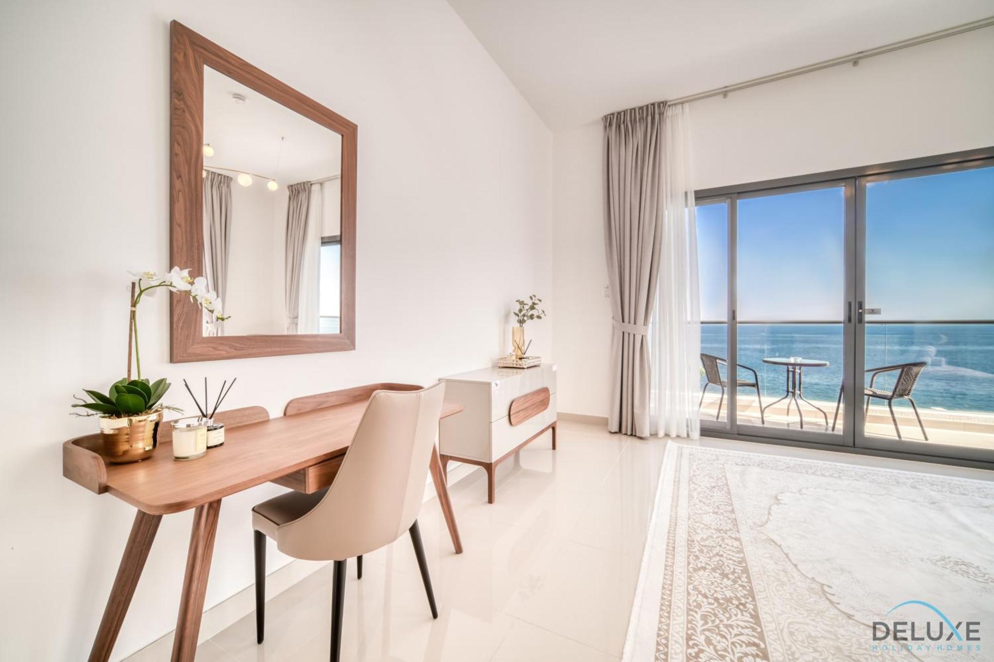 Deal, Classy 4br With Pool & Ocean Views By Deluxe Homes Apartment *