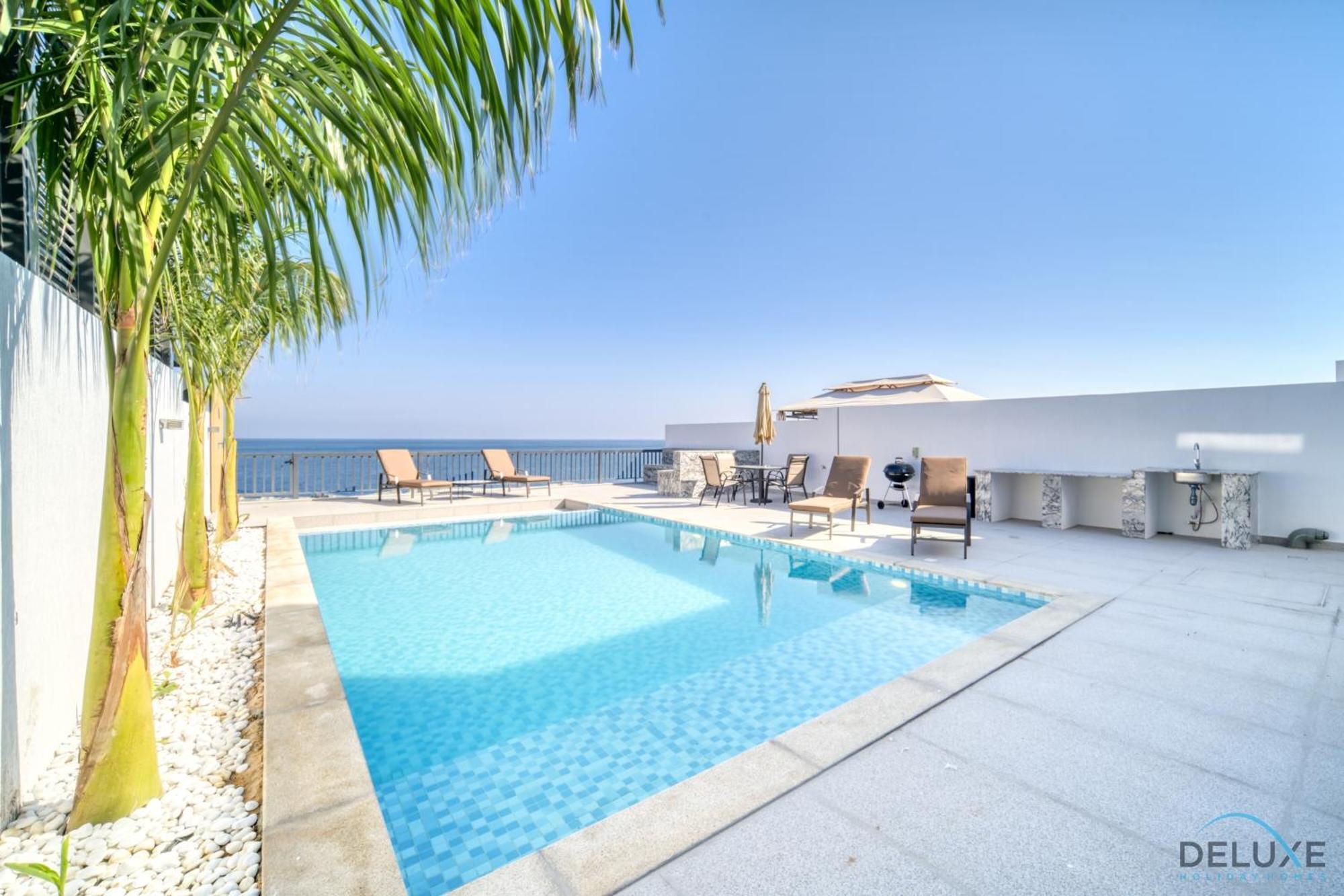 Apartment Deal, Classy 4br With Pool & Ocean Views By Deluxe Homes