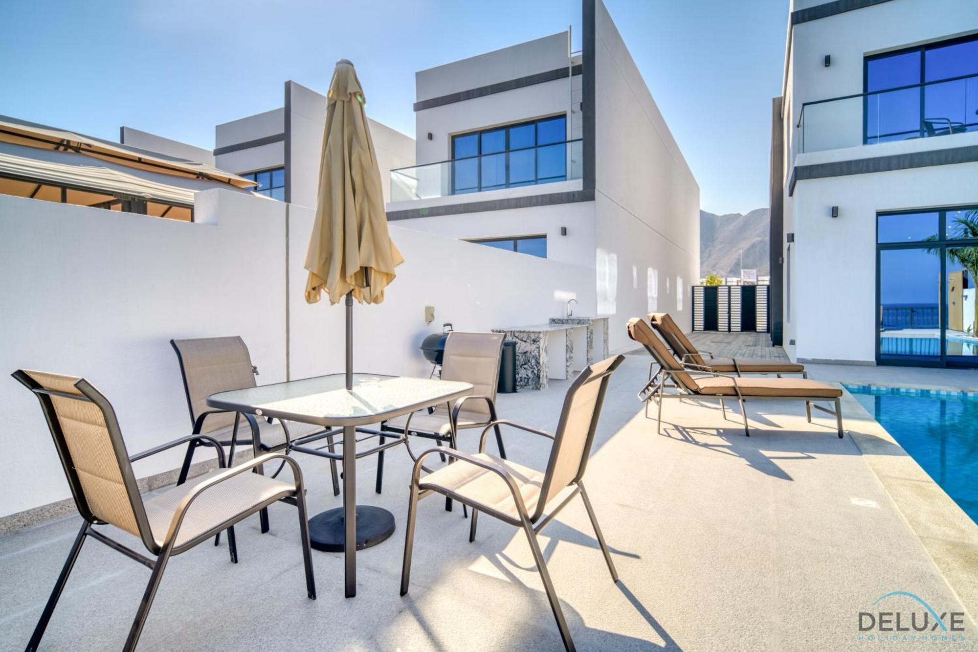 Deal, Classy 4br With Pool & Ocean Views By Deluxe Homes *