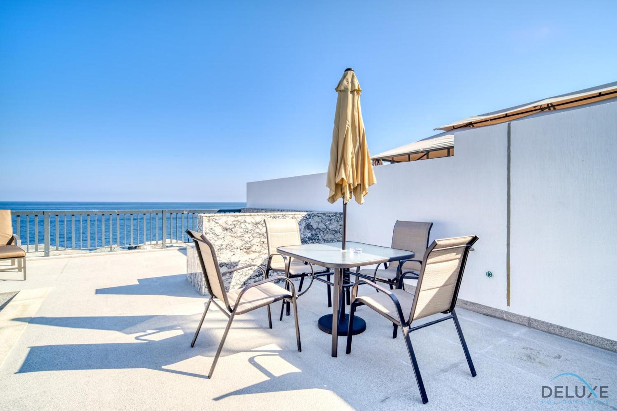 Apartment Deal, Classy 4br With Pool & Ocean Views By Deluxe Homes