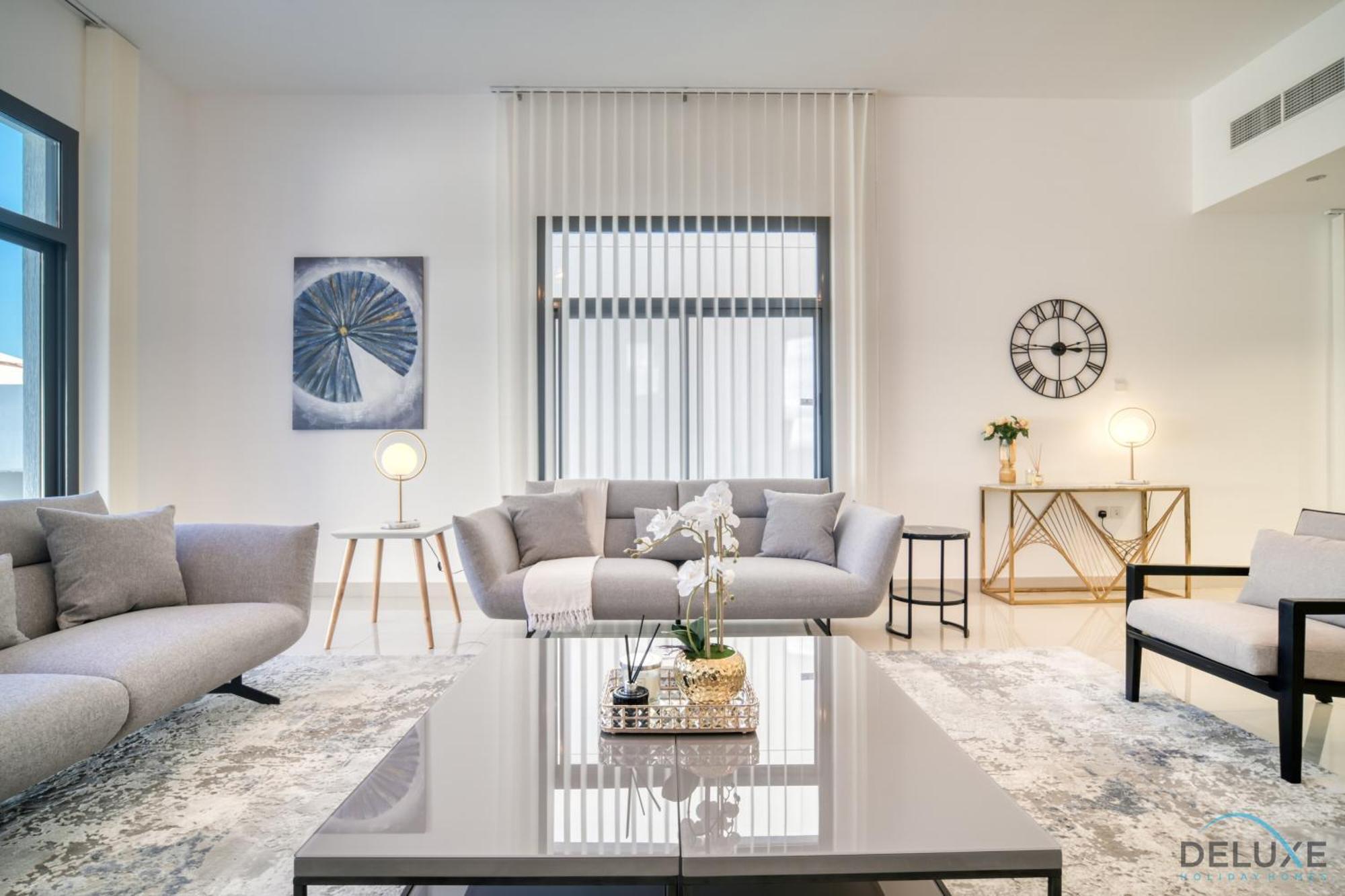 Apartment Deal, Classy 4br With Pool & Ocean Views By Deluxe Homes